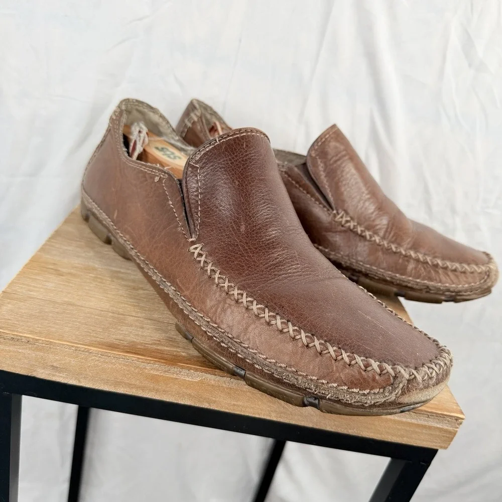 GBX babalu textured Brown leather loafers brown Men's SZ 9.5Driving Mocs Slip On